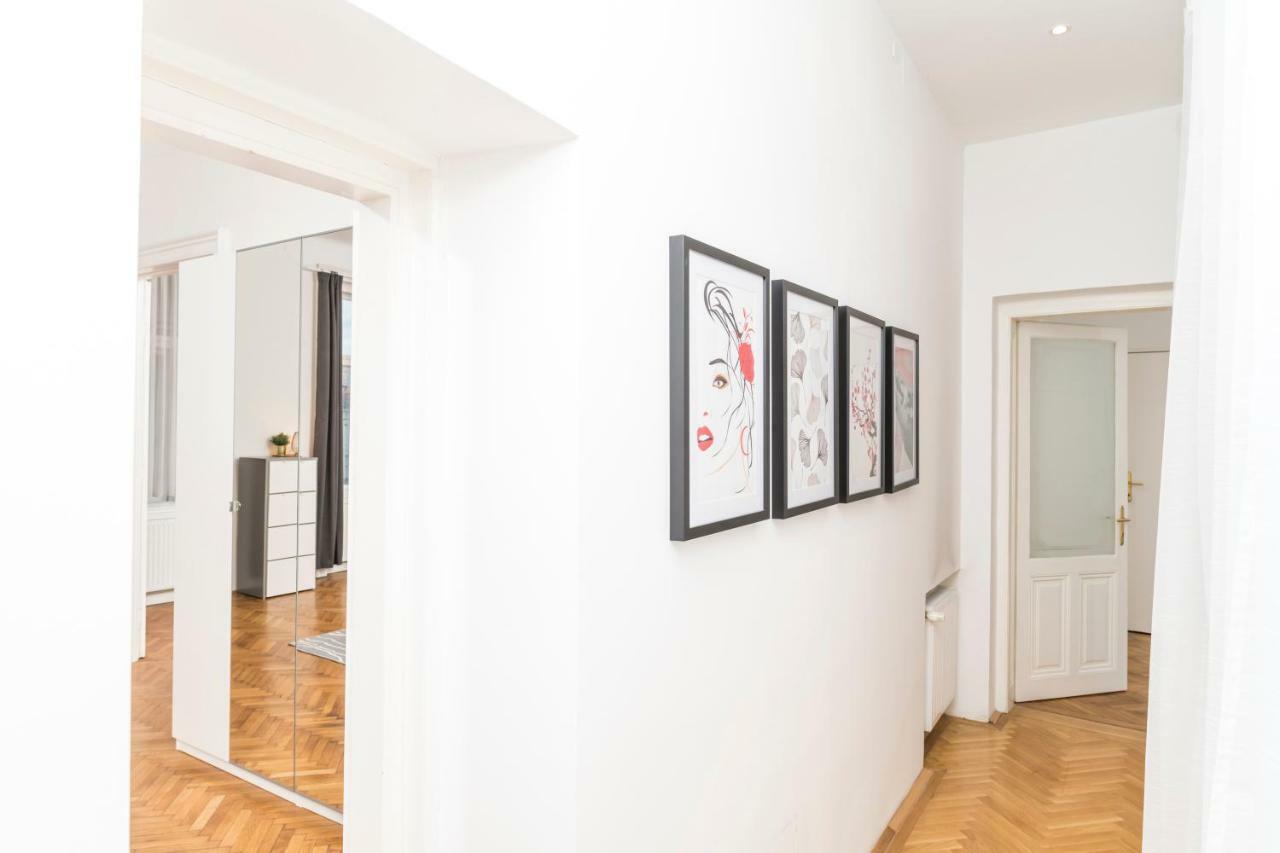 Apartment Rainer Maria Rilke By Ichbucheat *